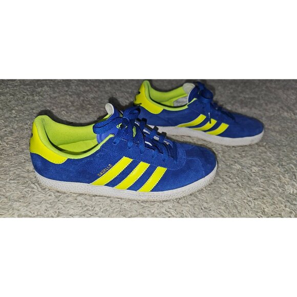 Adidas Gazelle Kid's Sneaker's size 5.5 - Picture 2 of 8